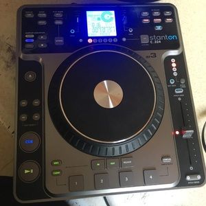 Stanton C.324 Dj CD player mp3